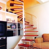 imagem de Escadas Semi-caracol - Só Escadas